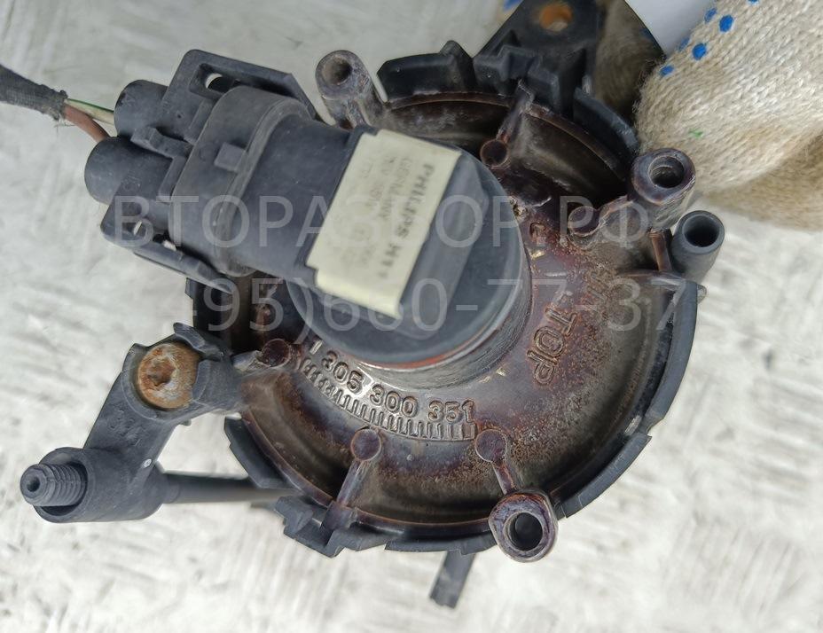 Фара противотуманная левая