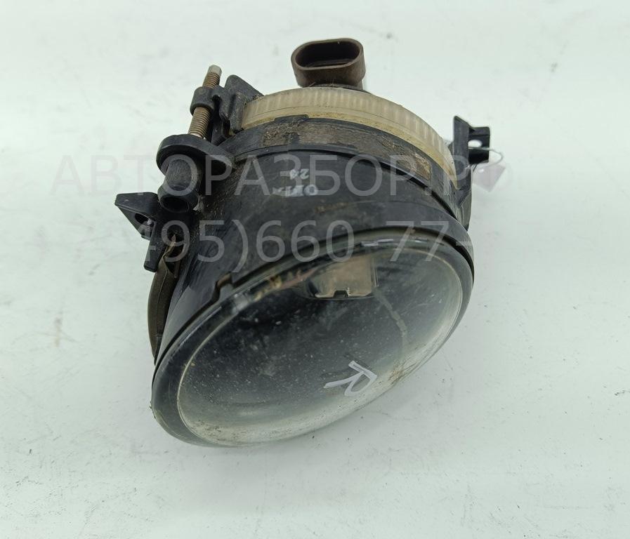 Фара противотуманная правая