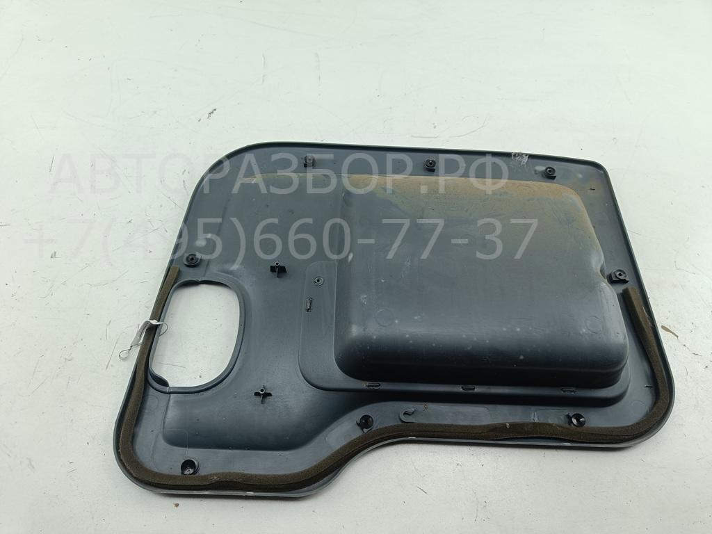 Обшивка двери задней левой