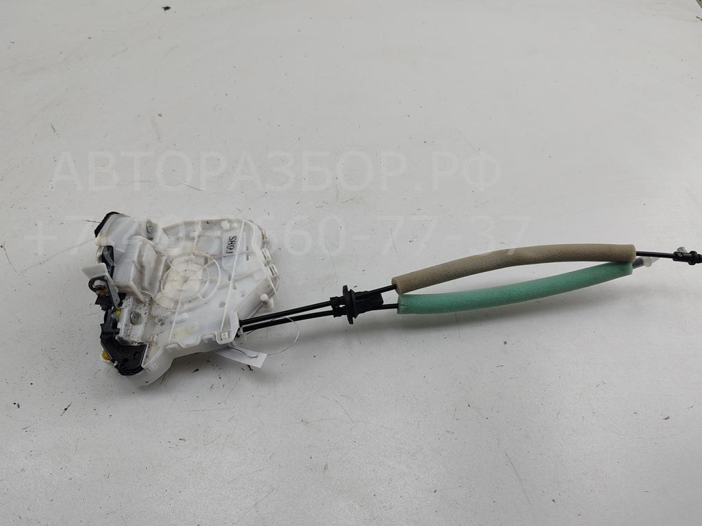 Замок двери передней правой