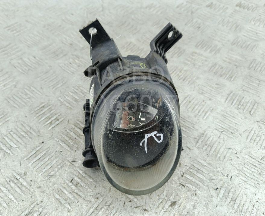 Фара противотуманная правая
