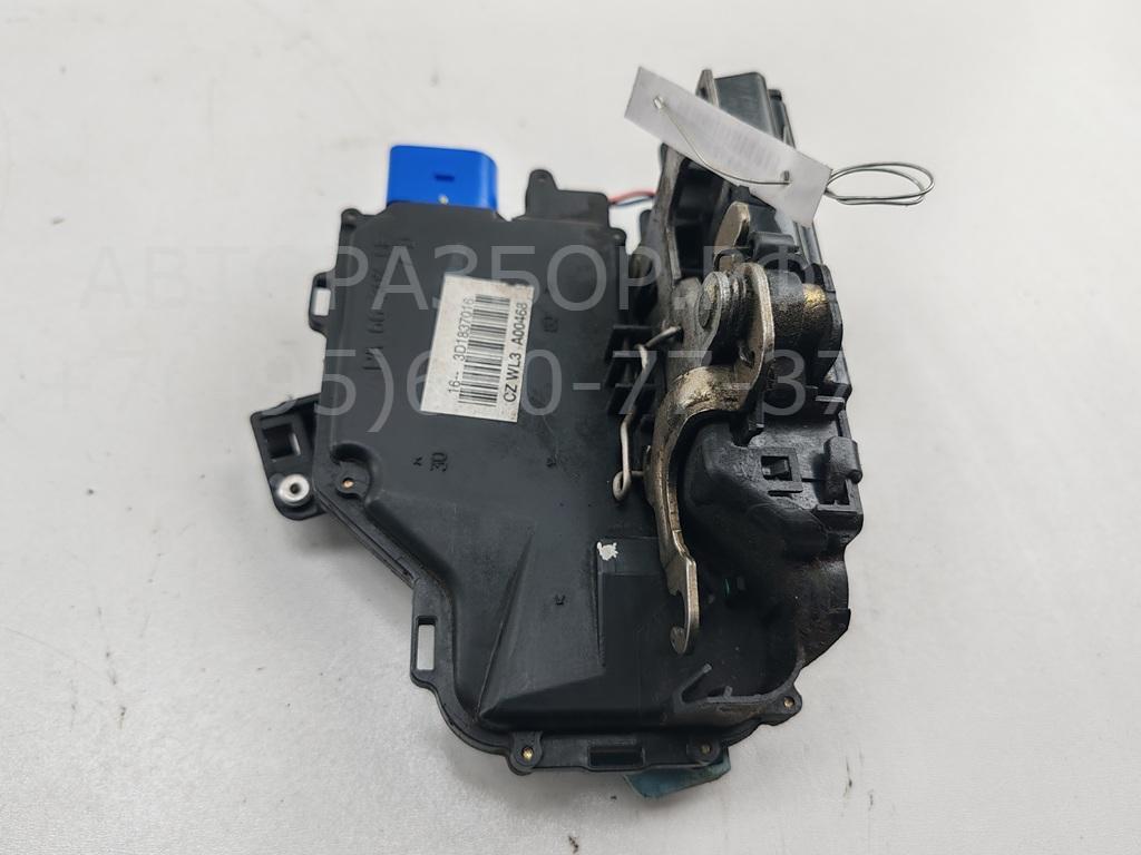 Замок двери передней правой