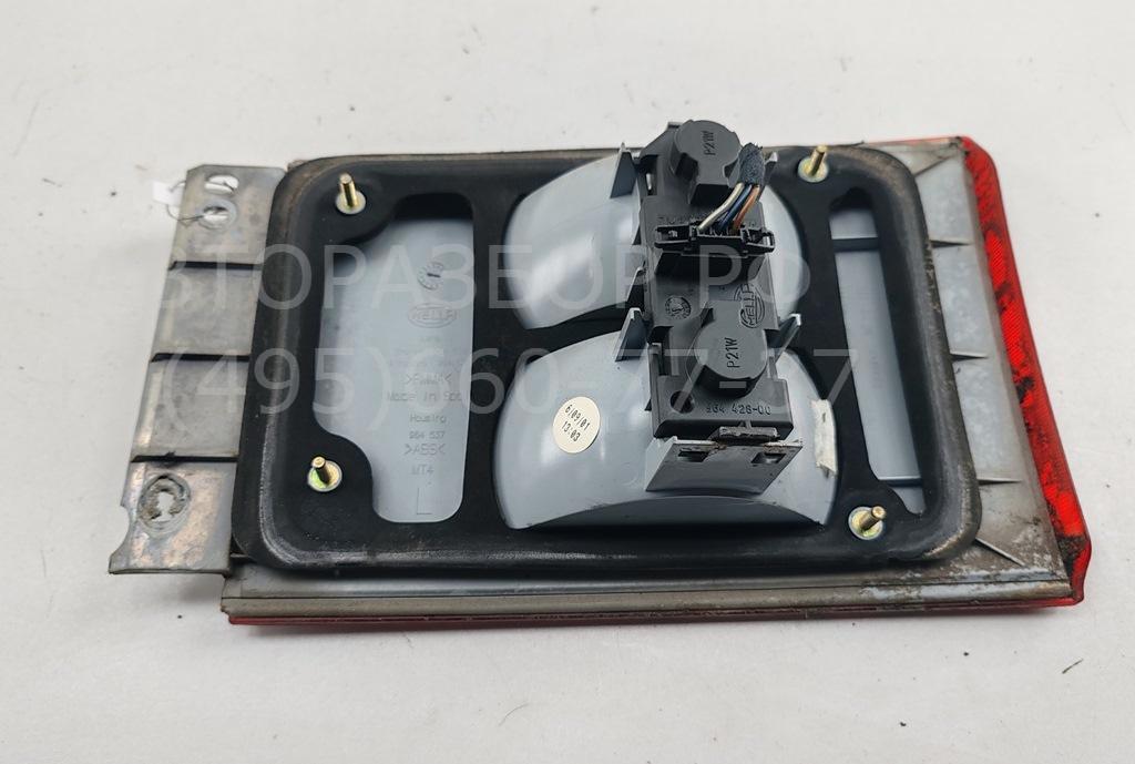 Фонарь задний внутренний левый