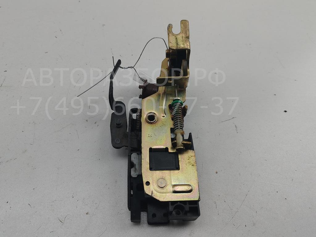 Замок двери передней правой