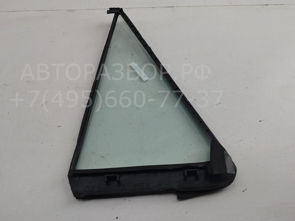 Стекло двери задней правой (форточка)
