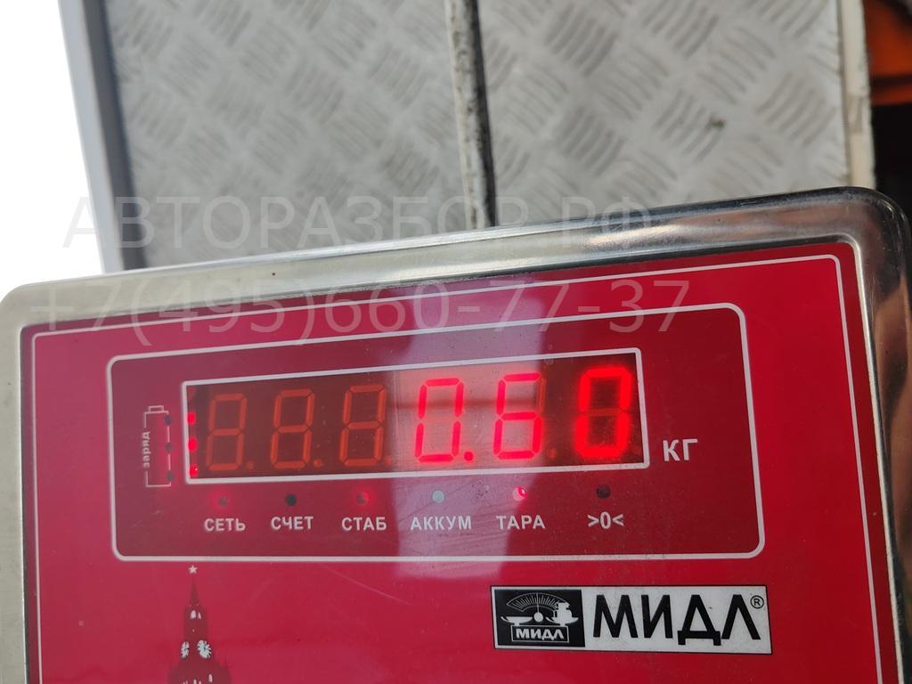 Стекло двери задней правой (форточка)