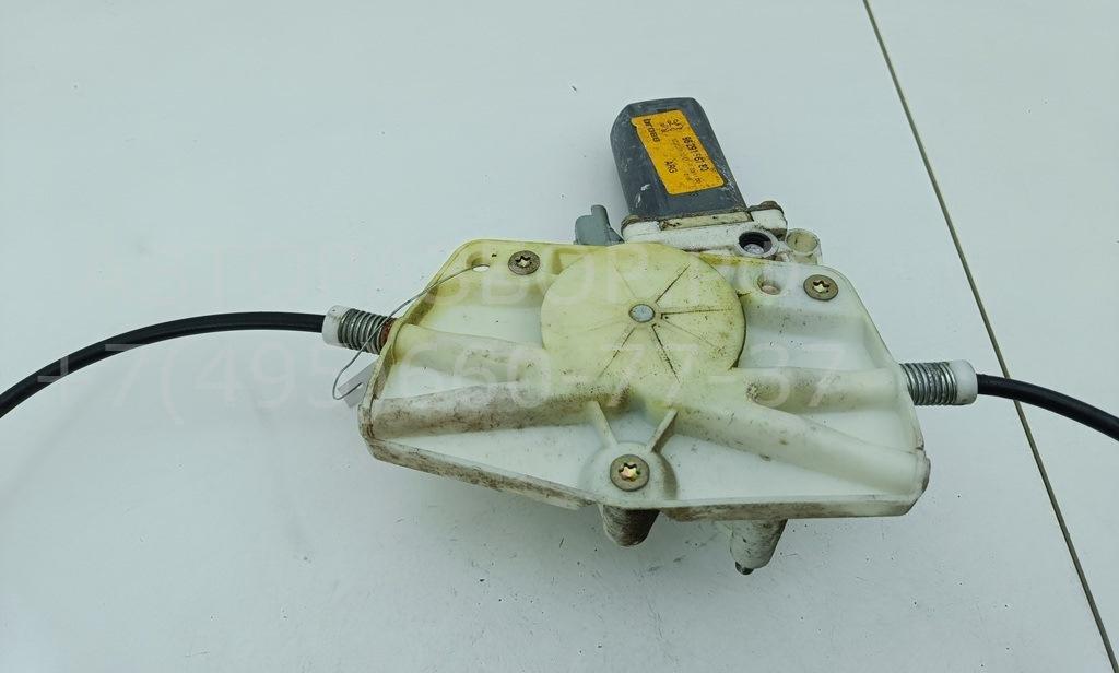 Стеклоподъемник электр. задний левый