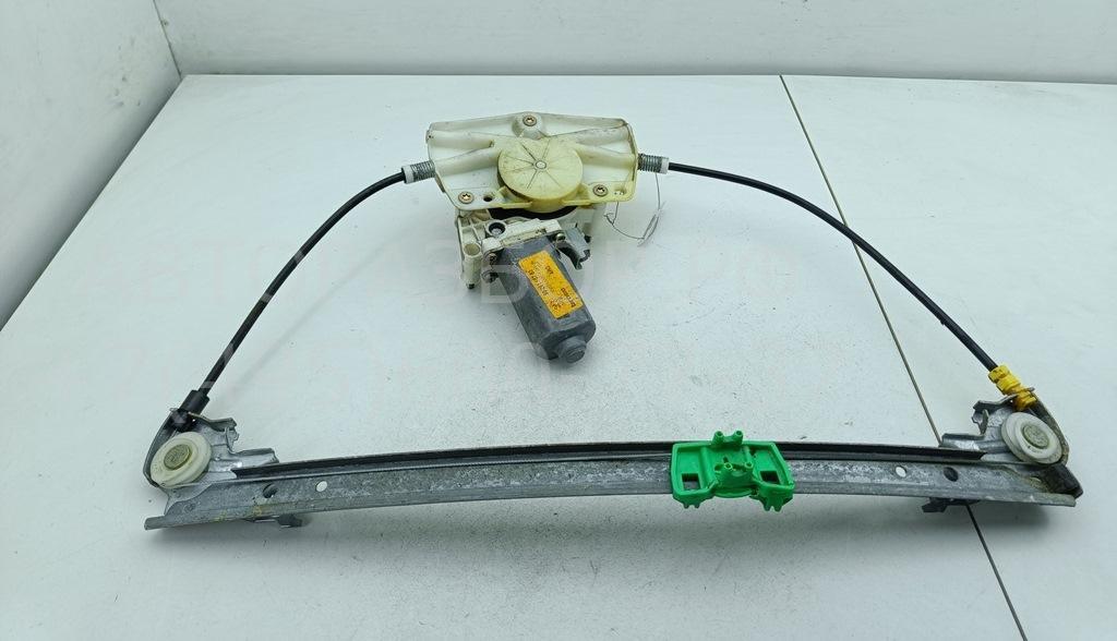 Стеклоподъемник электр. задний левый