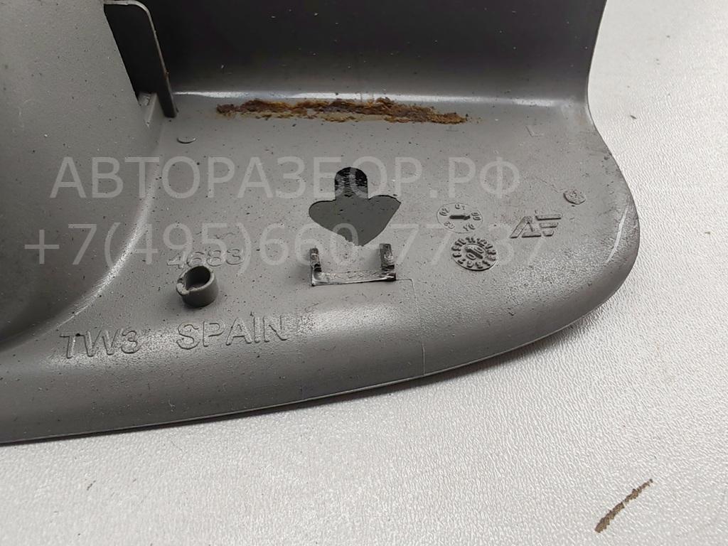 Ручка двери задней внутренняя левая