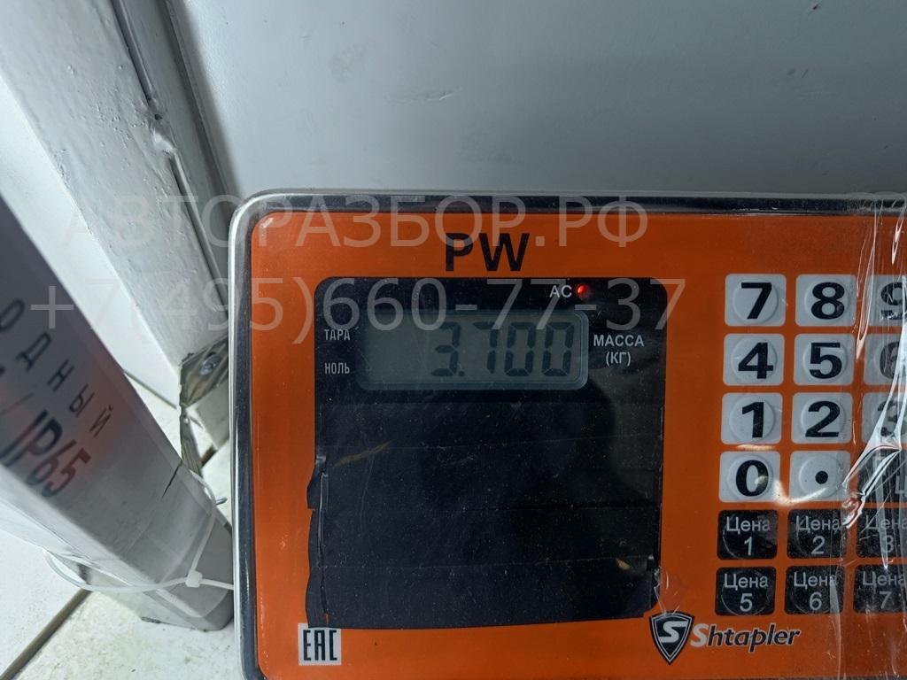 Стекло двери передней правой