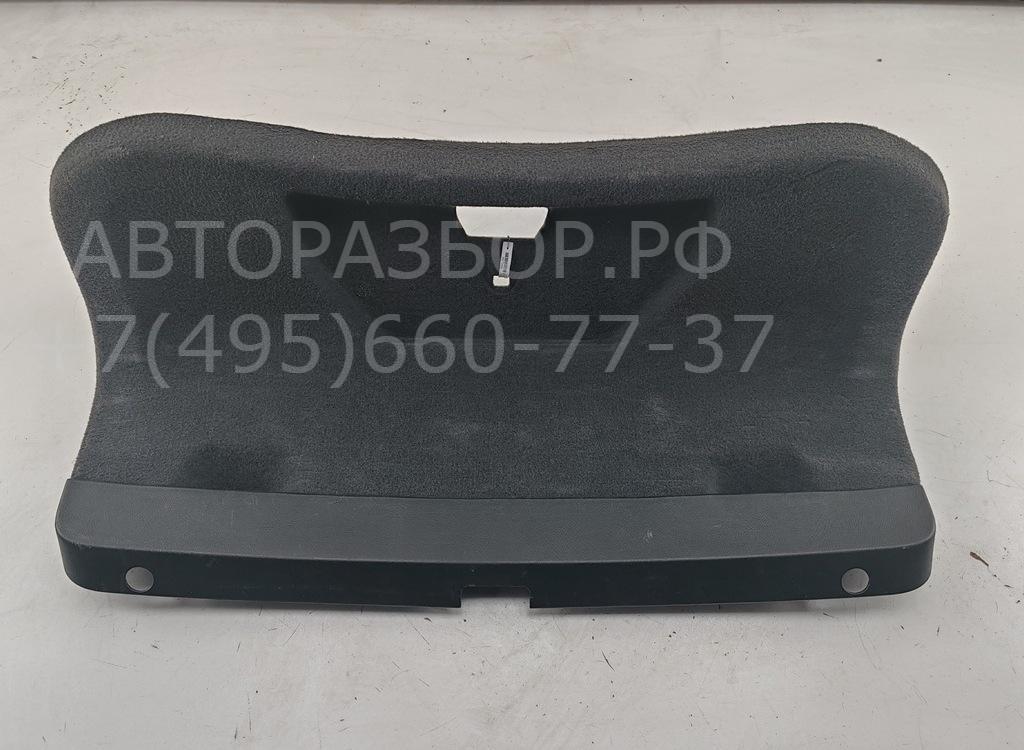 Обшивка крышки багажника