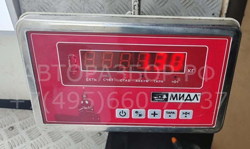 Обшивка крышки багажника