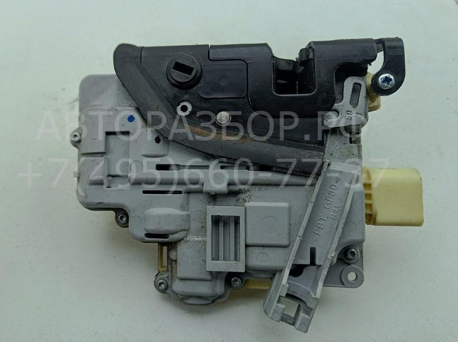 Замок двери задней правой