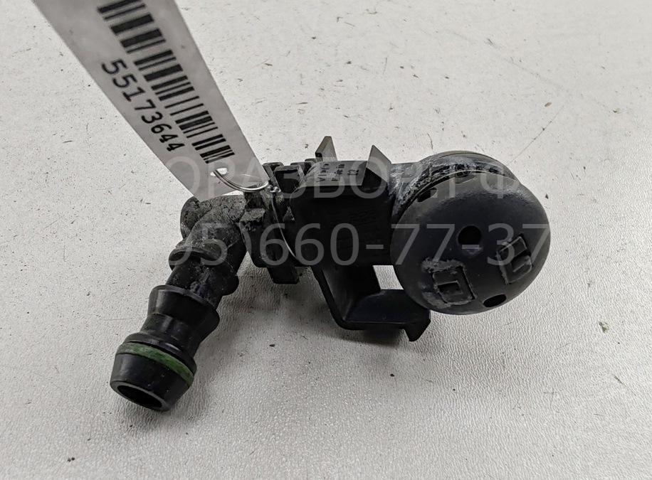 Форсунка омывателя фары