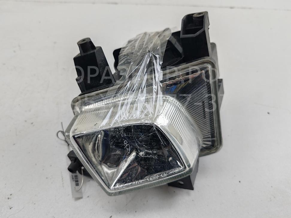 Фара противотуманная правая