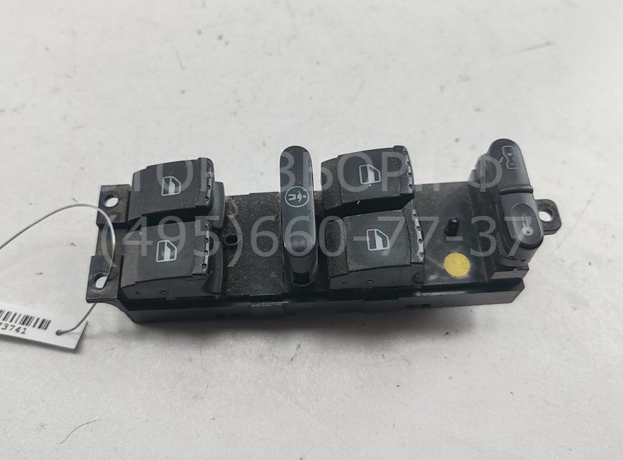 Кнопка стеклоподъемника