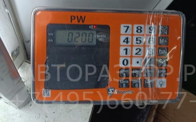 Накладка стекла переднего левого