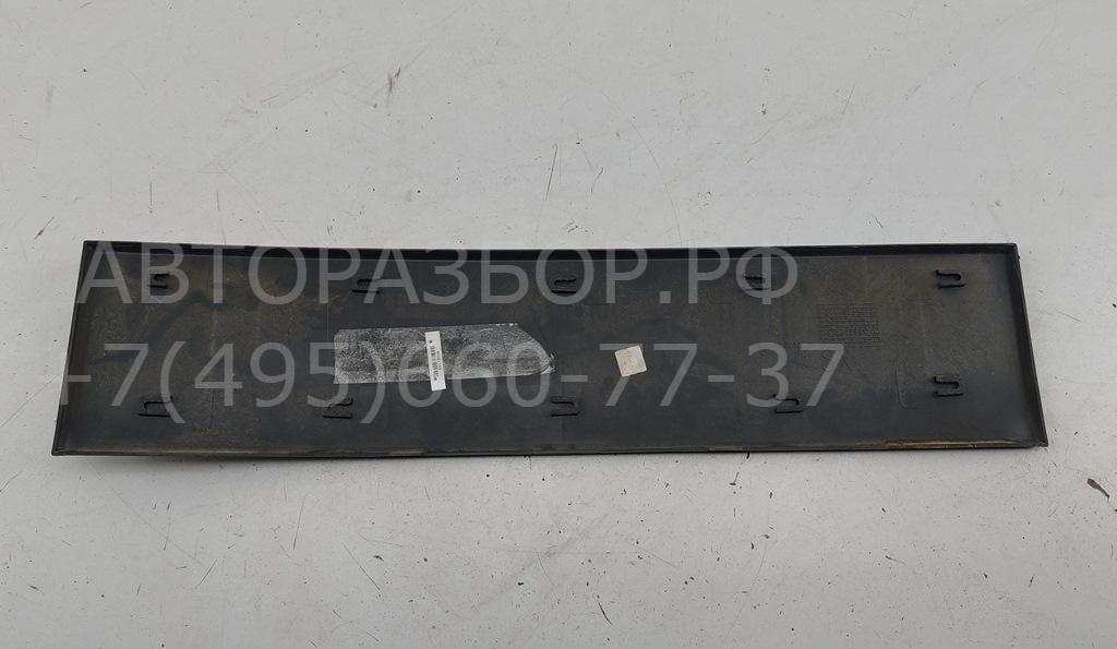 Накладка двери задней левой