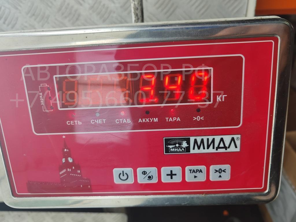 Стекло двери передней правой