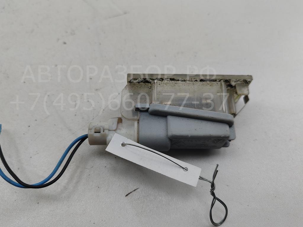 Фонарь подсветки номера