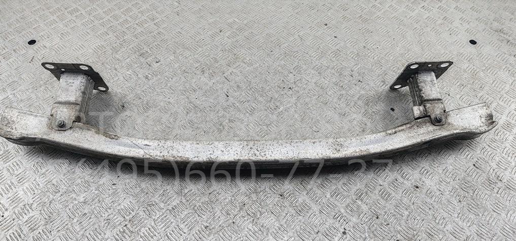 Усилитель переднего бампера