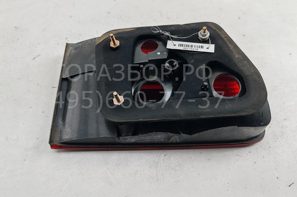 Фонарь задний внутренний правый