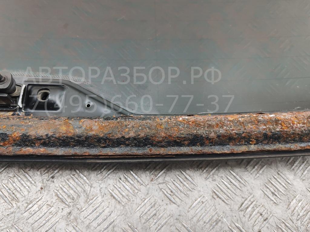 Стекло заднее