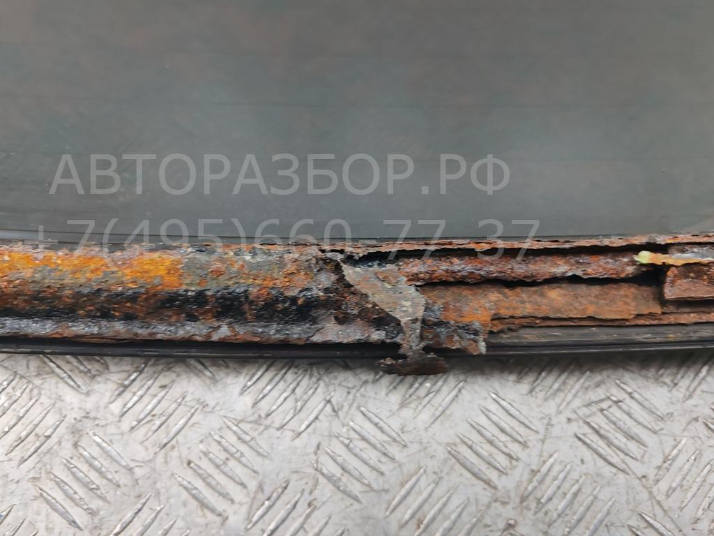 Стекло заднее