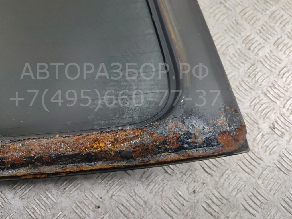 Стекло заднее