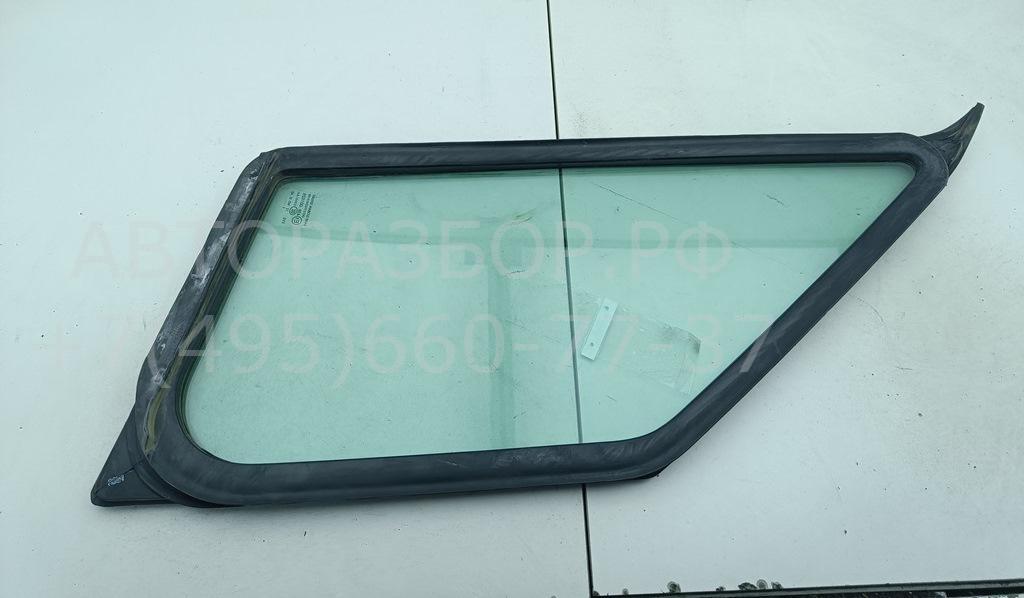 Стекло двери передней левой (форточка)