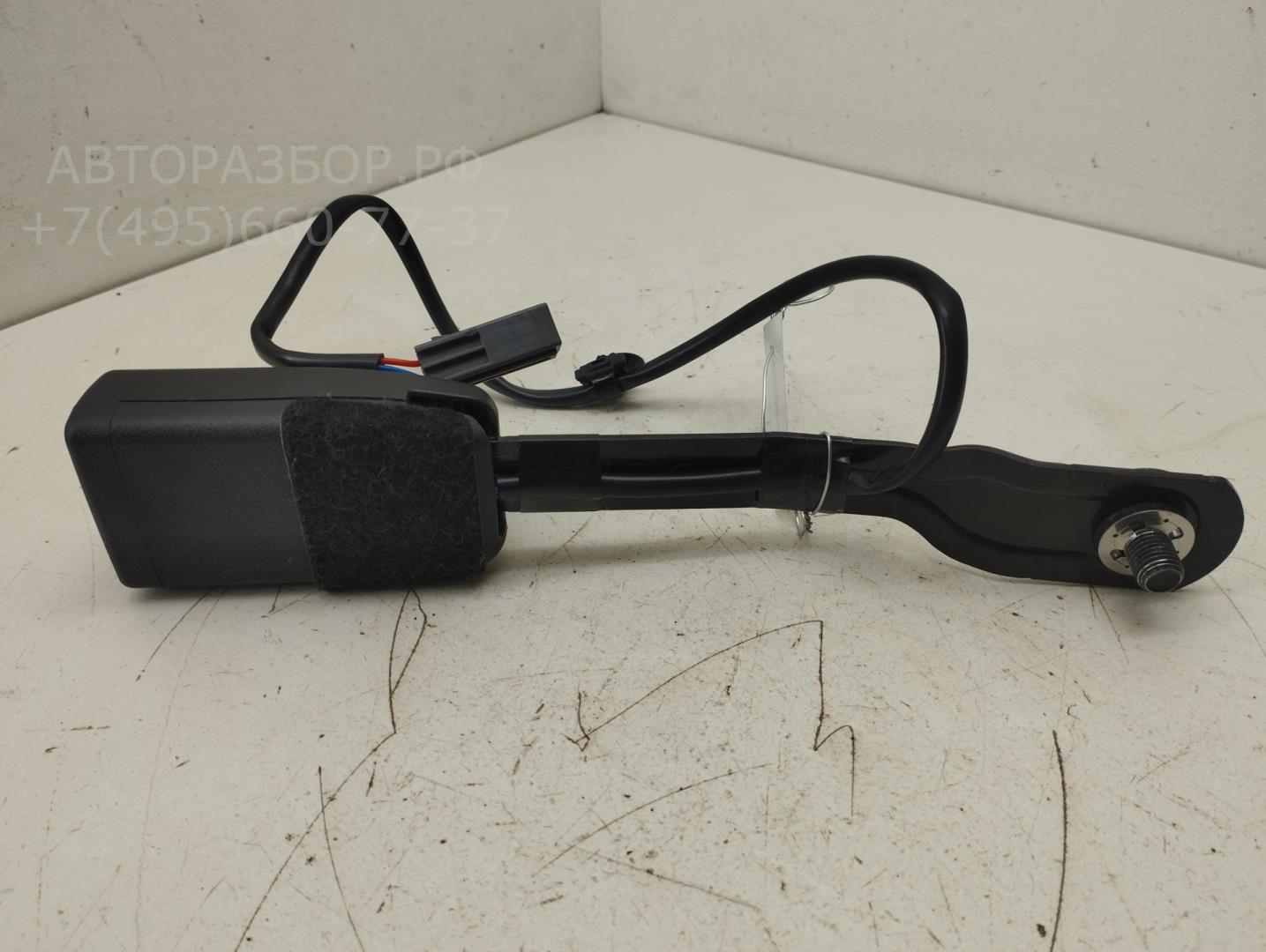 Ответная часть ремня безопасности