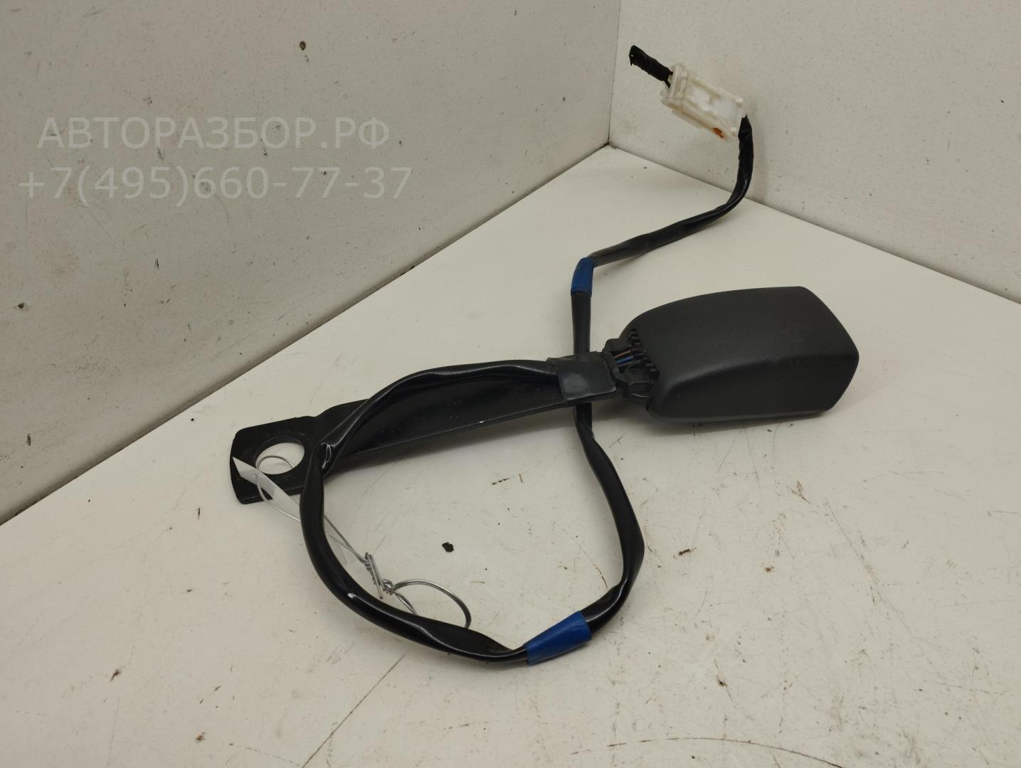 Ответная часть ремня безопасности