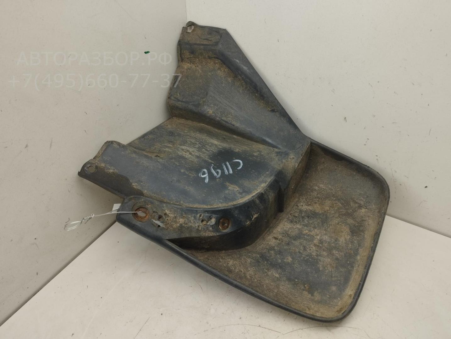 Брызговик задний правый