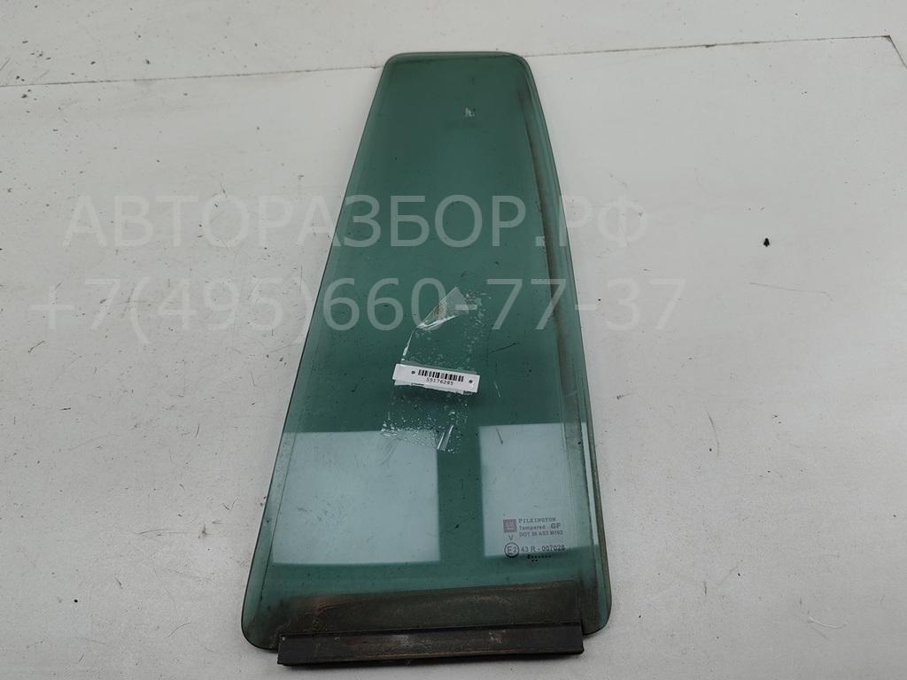 Стекло двери задней левой (форточка)