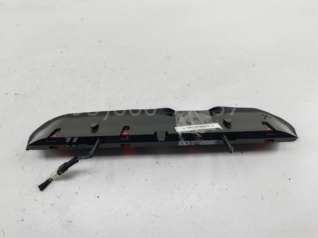 Фонарь задний (стоп сигнал)