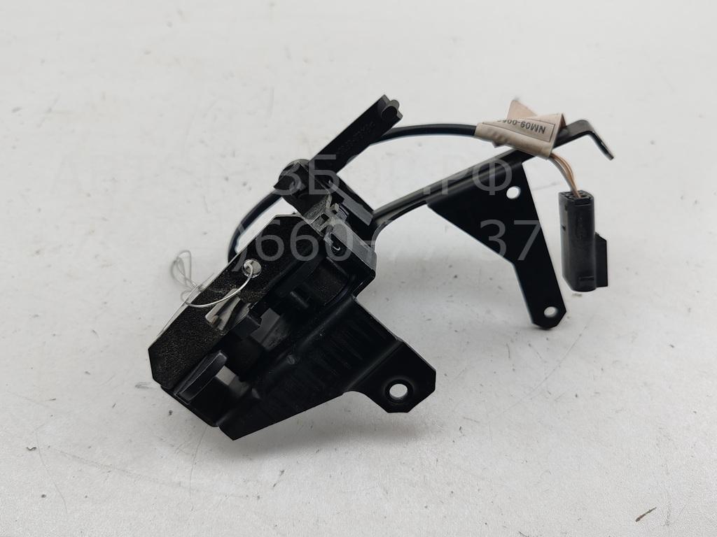 Замок багажника