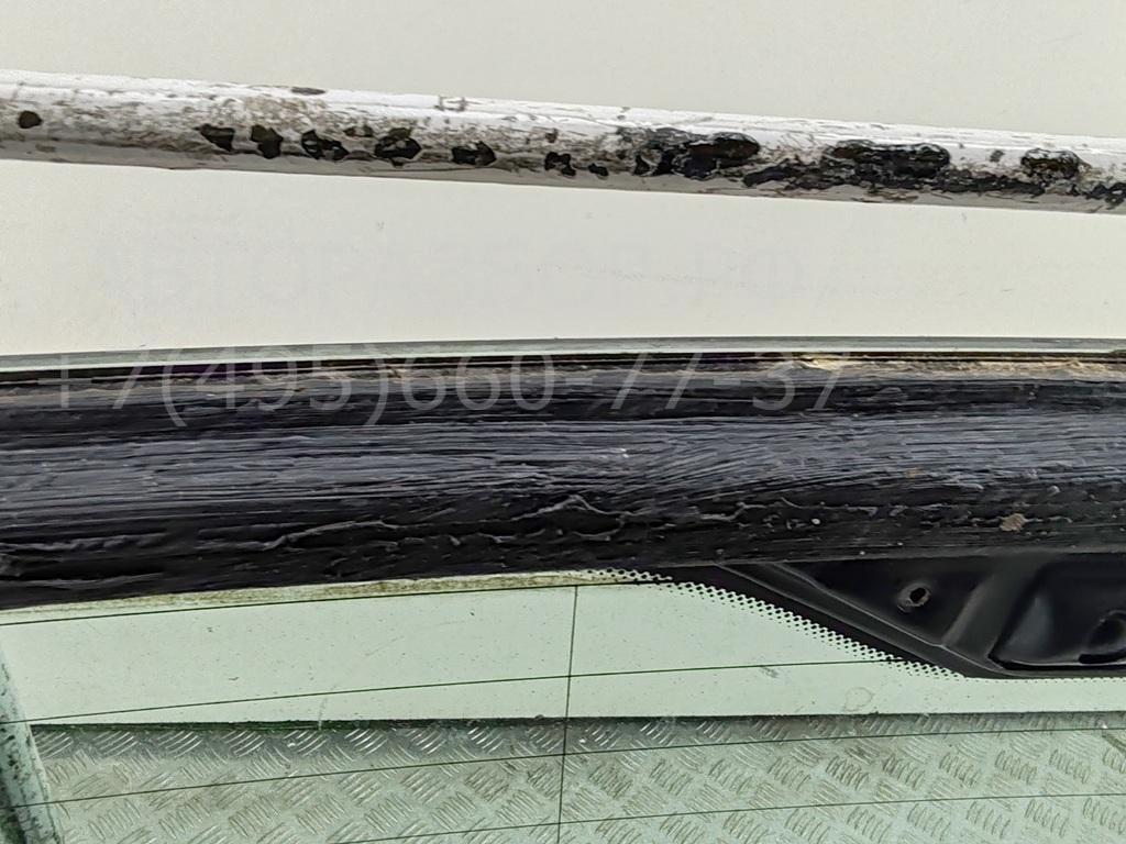 Стекло заднее