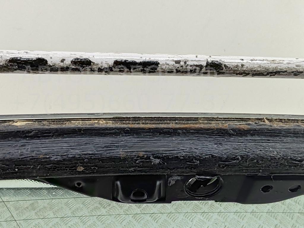 Стекло заднее