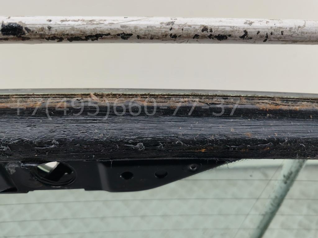 Стекло заднее