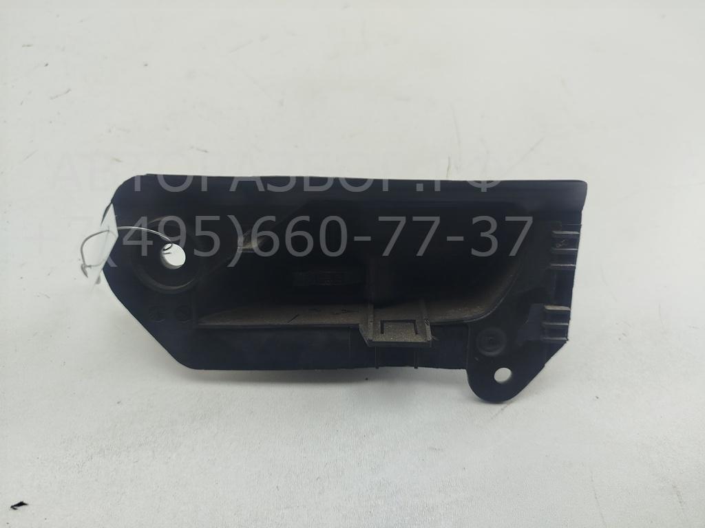 Ручка двери передней внутренняя правая