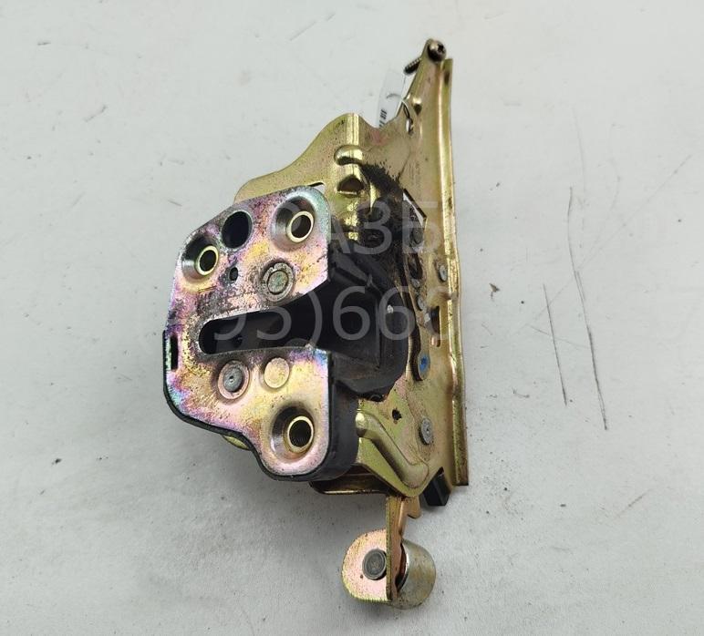 Замок двери задней правой