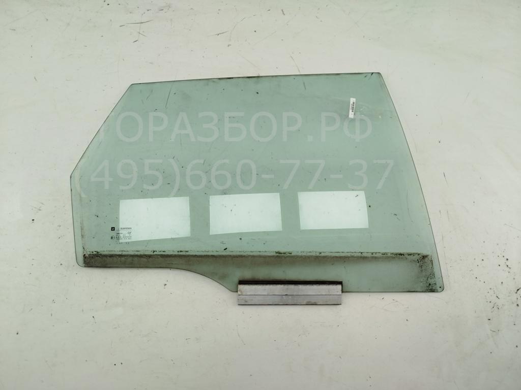 Стекло двери задней правой