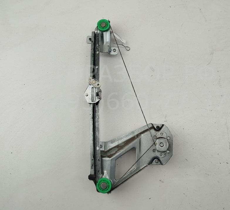 Стеклоподъемник механ. задний правый