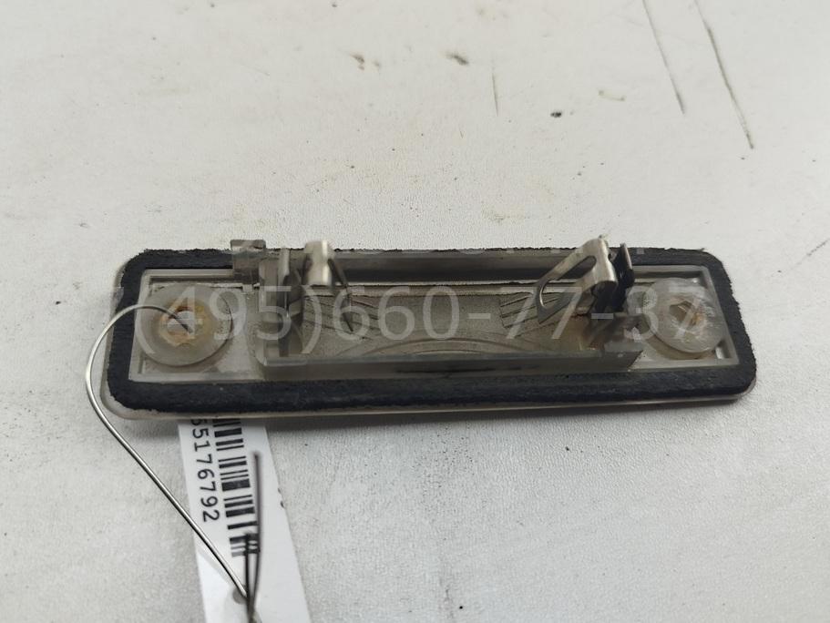 Фонарь подсветки номера