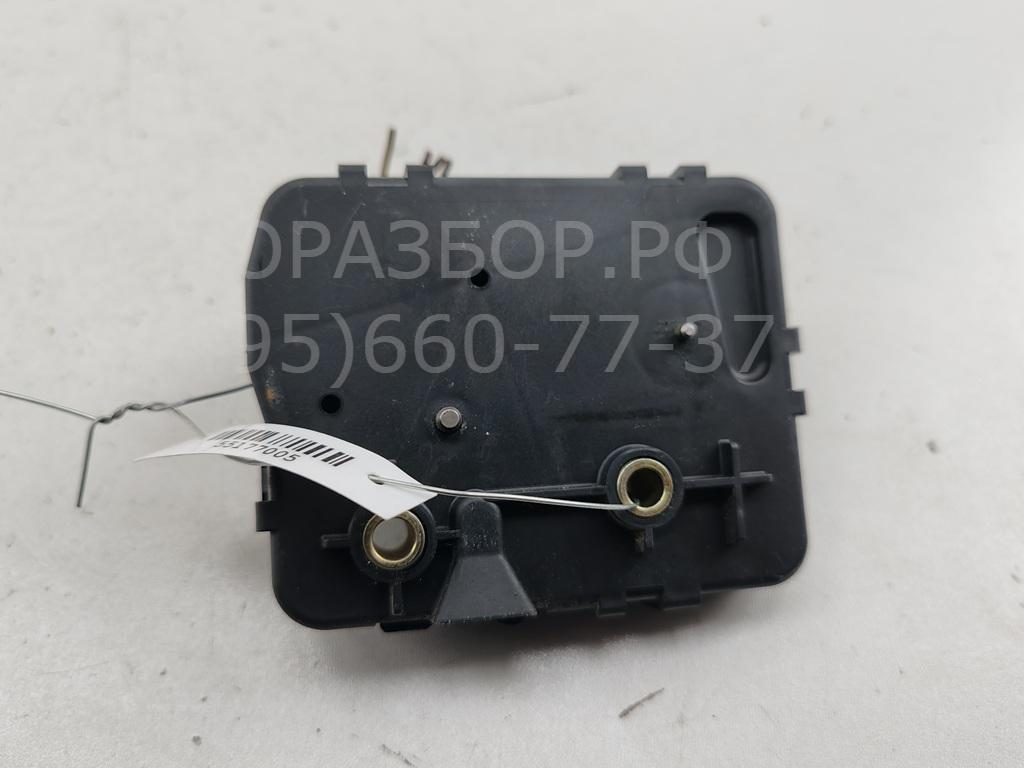 Замок багажника