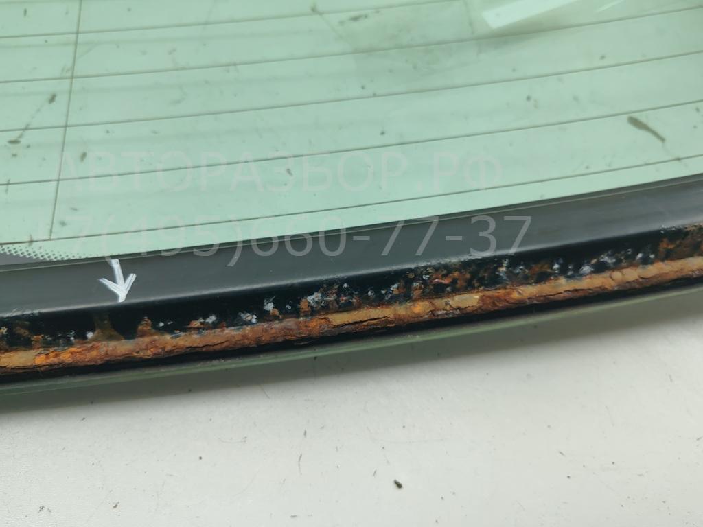 Стекло заднее