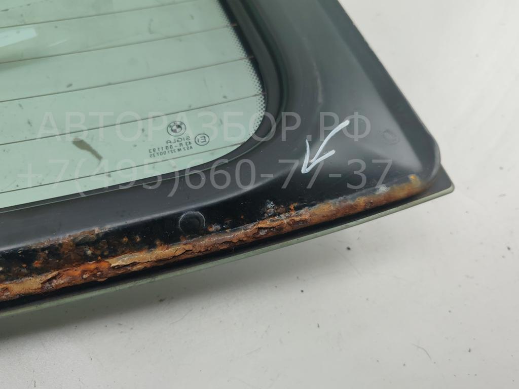 Стекло заднее