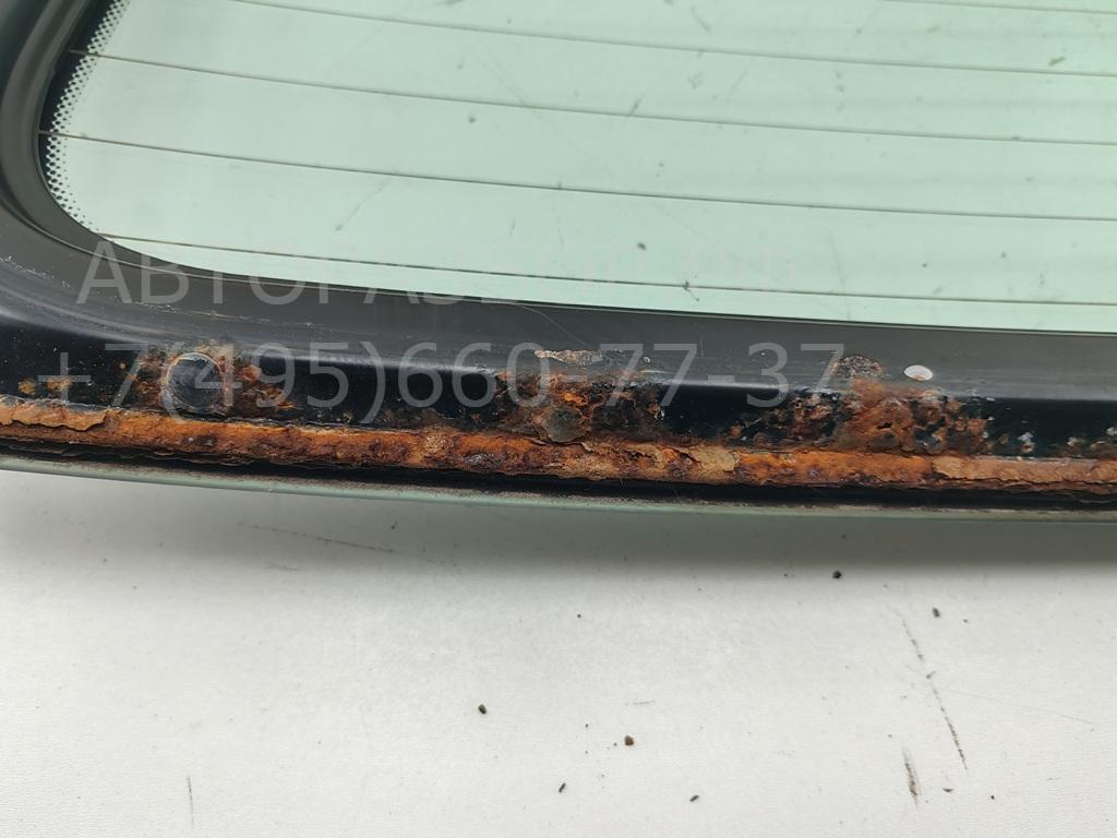 Стекло заднее