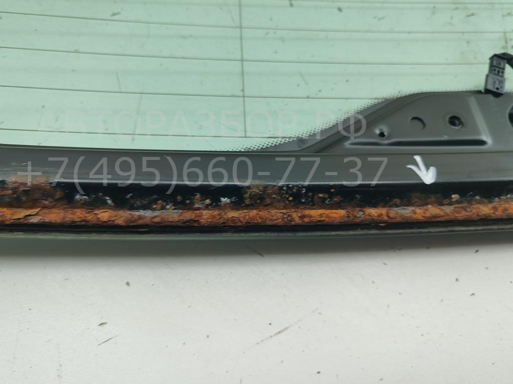 Стекло заднее