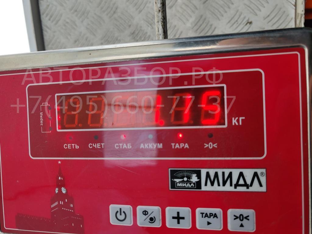 Петля крышки багажника